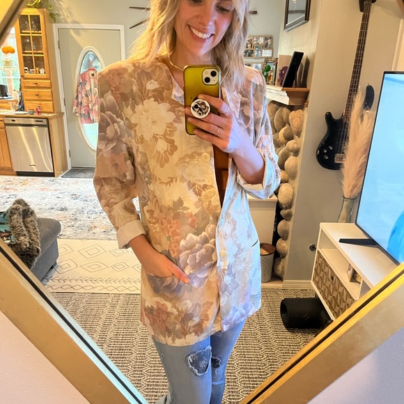 Vintage 80’s 90’s Floral Blazer - Picture 4 of 10